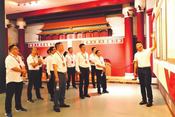 中铁六局电务公司联合业主和监理单位举行党建联建活动